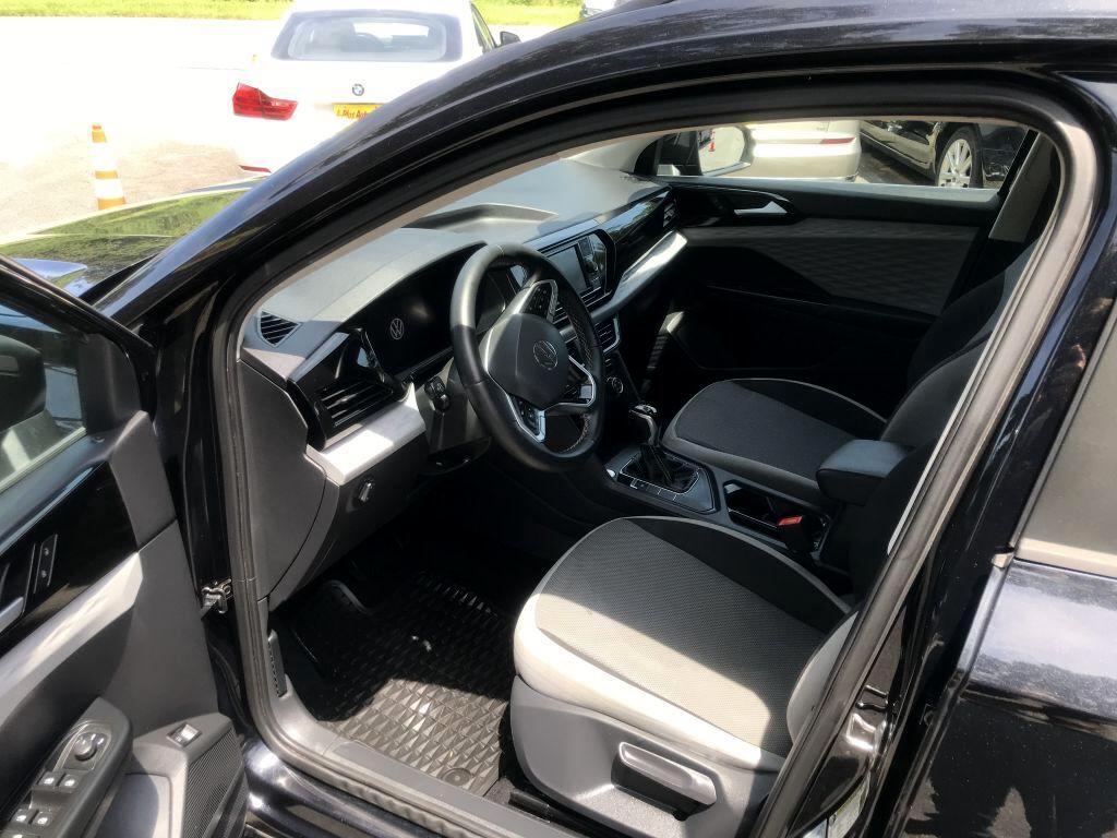 2022 Volkswagen Taos photo 6