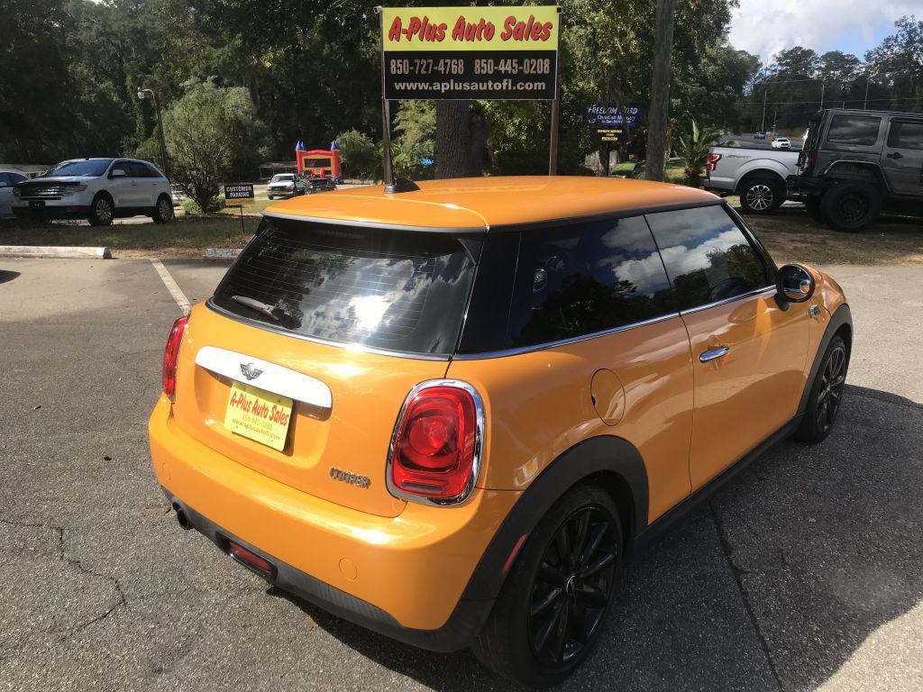 2014 Mini Cooper Base photo 3