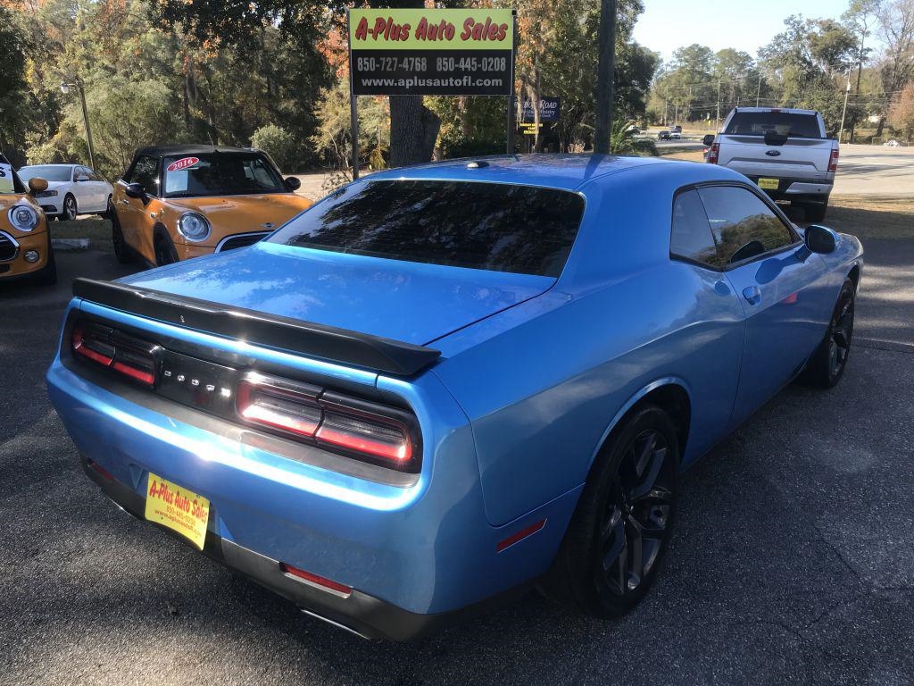 Dodge Challenger SXT 2D Coupe 2019