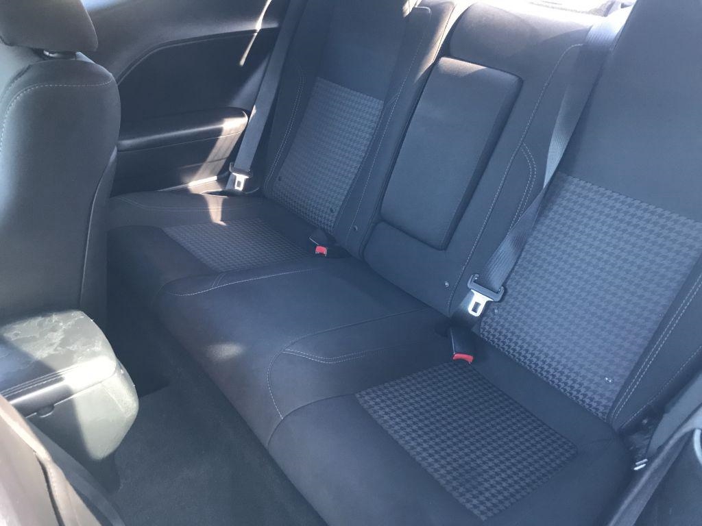 Dodge Challenger SXT 2D Coupe 2019