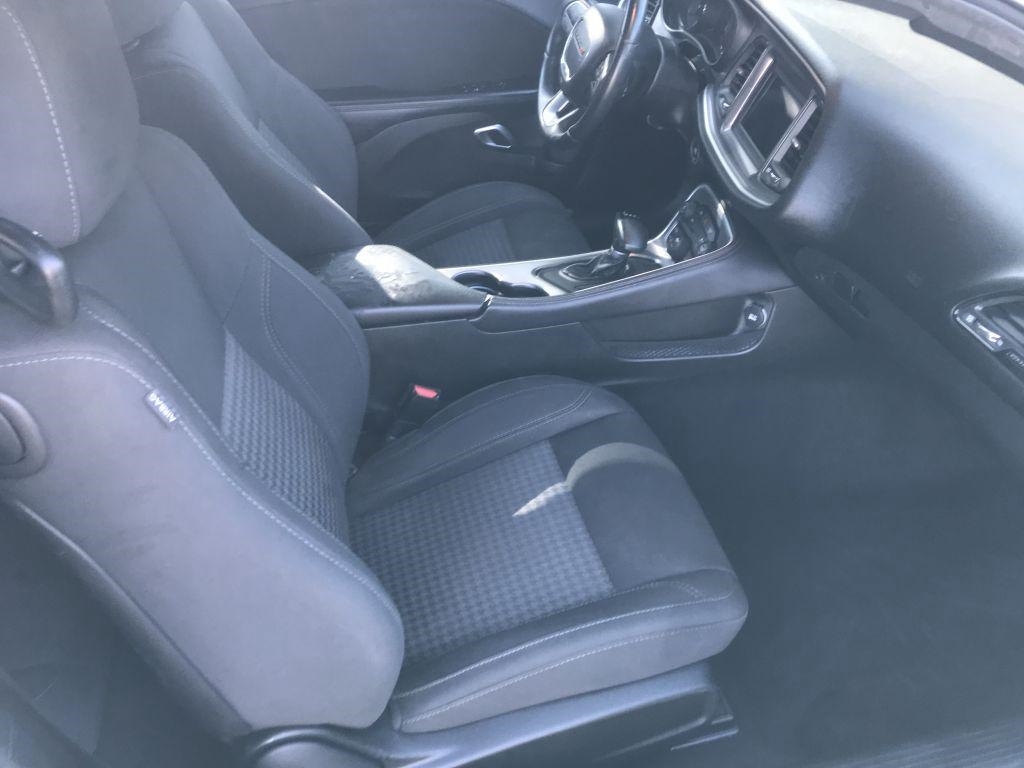 Dodge Challenger SXT 2D Coupe 2019