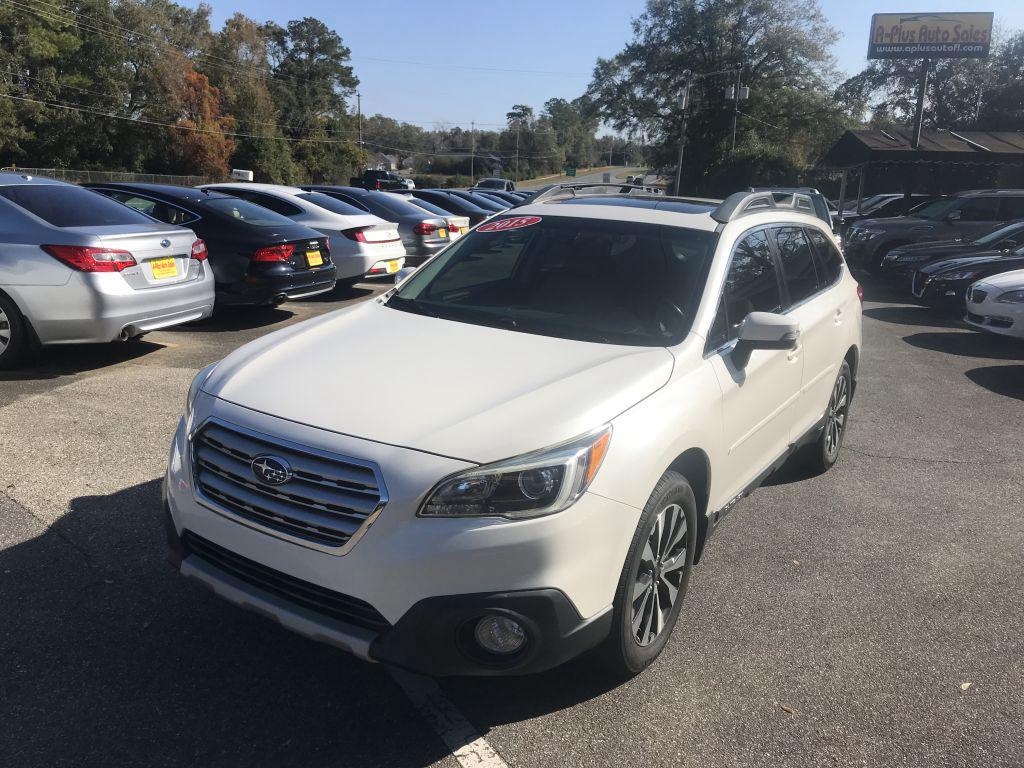 2015 Subaru Outback Limited's photo