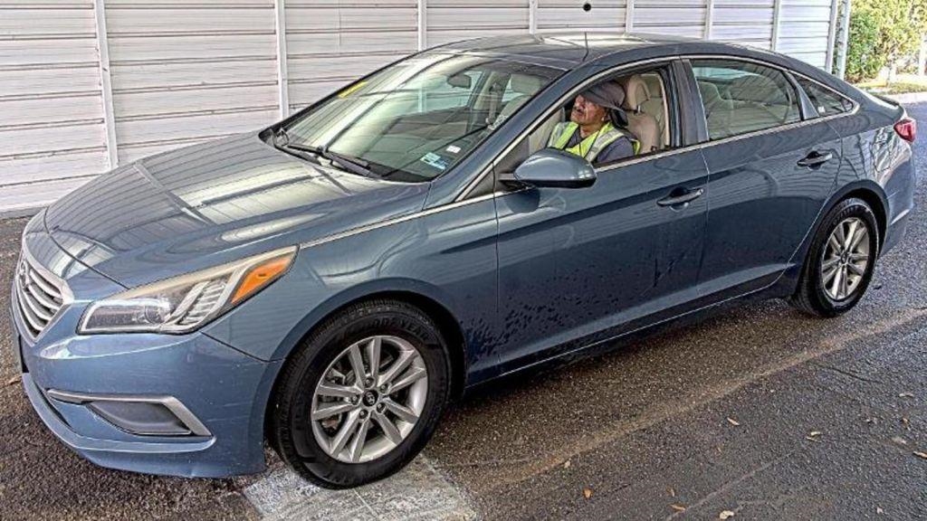 Hyundai Sonata  2016