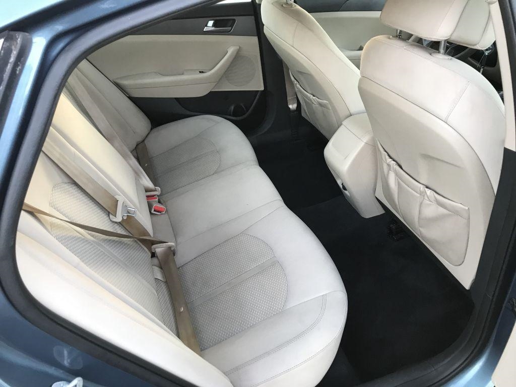 Hyundai Sonata SE 4D Sedan 2.4 2016
