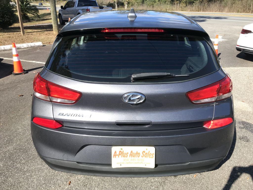 Hyundai Elantra GT  2018