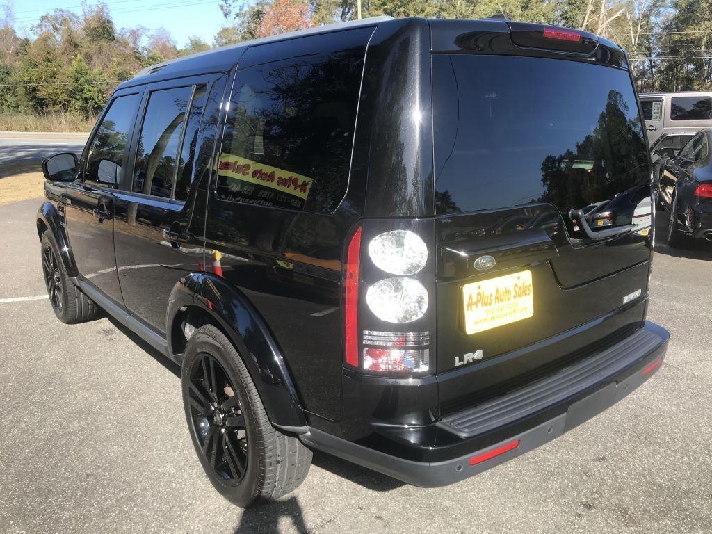 Land Rover LR4 HSE Lux 4D SUV 2016