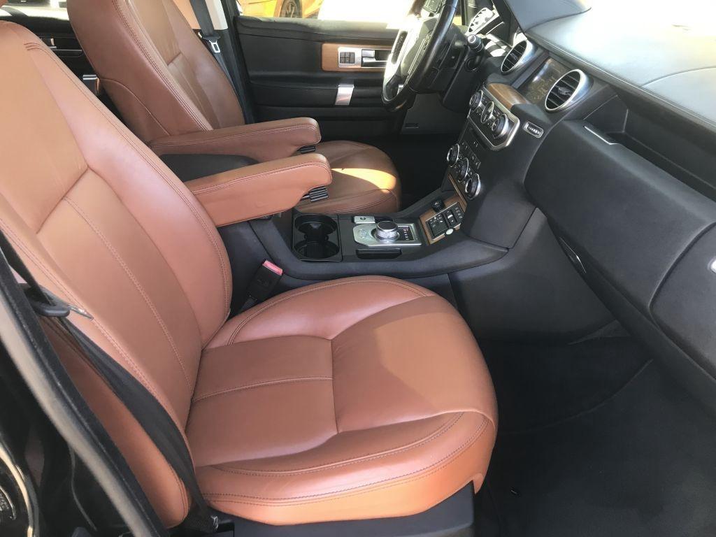 Land Rover LR4 HSE Lux 4D SUV 2016