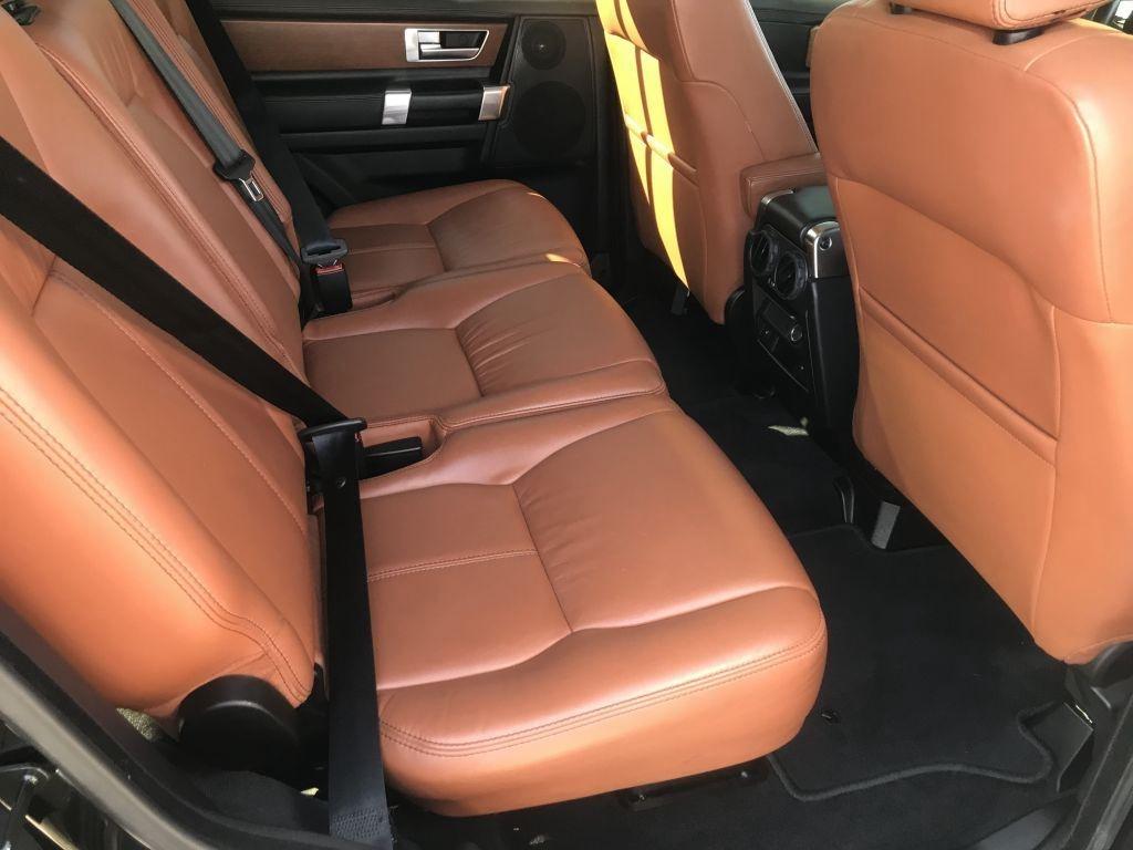 Land Rover LR4 HSE Lux 4D SUV 2016