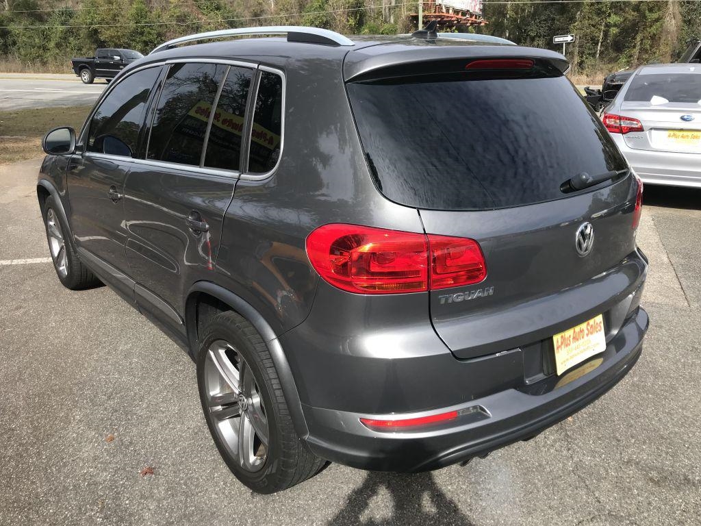 Volkswagen Tiguan Sport 4D SUV FWD 2017