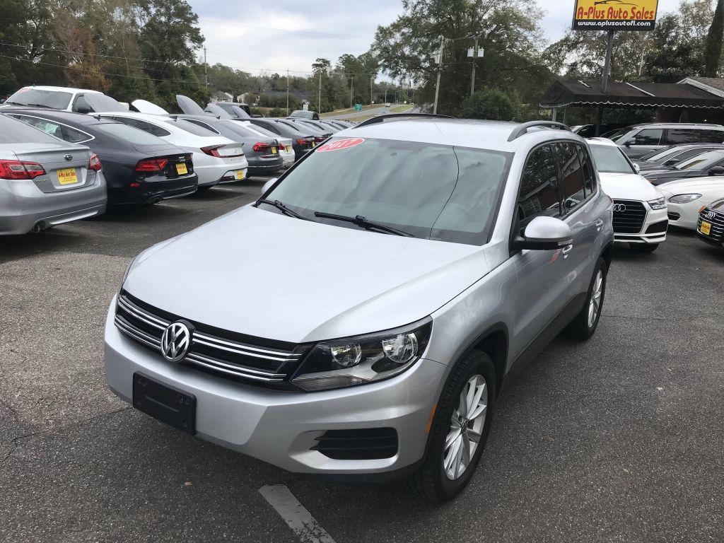 2017 Volkswagen Tiguan Limited Base's photo