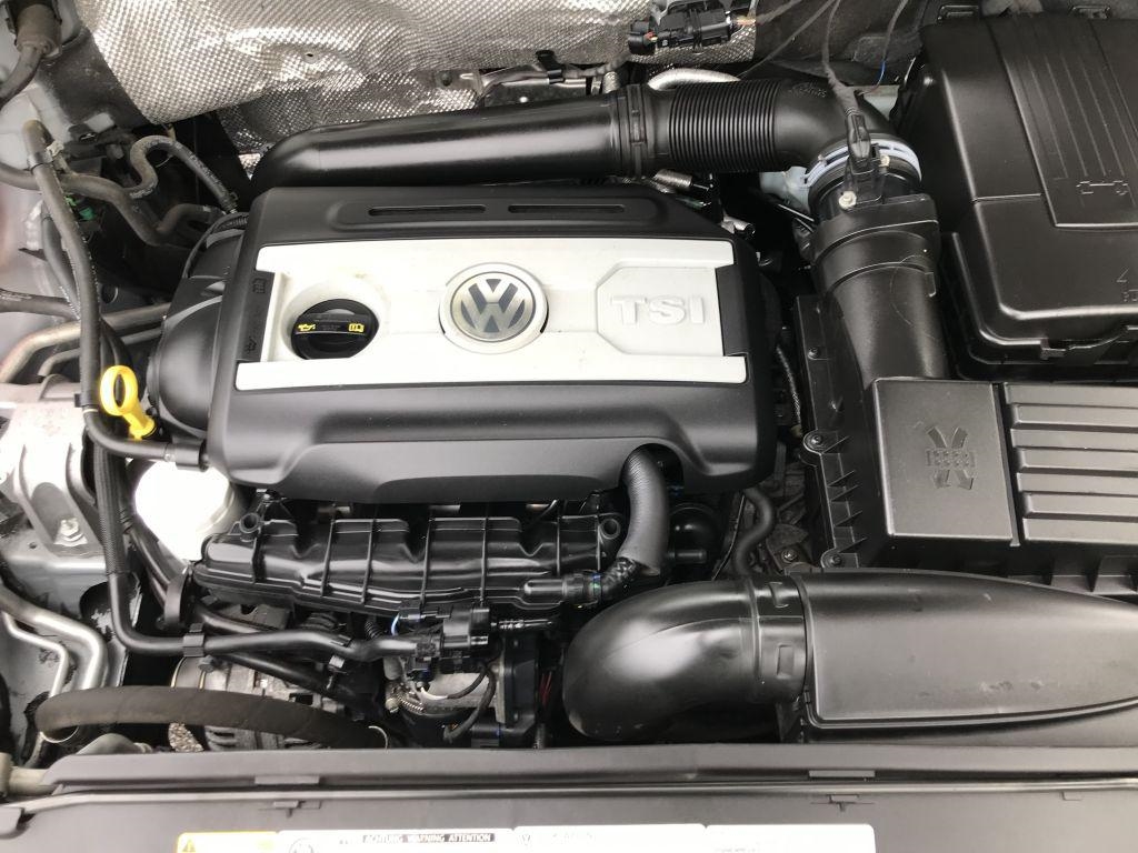 Volkswagen Tiguan S 4D SUV FWD 2017