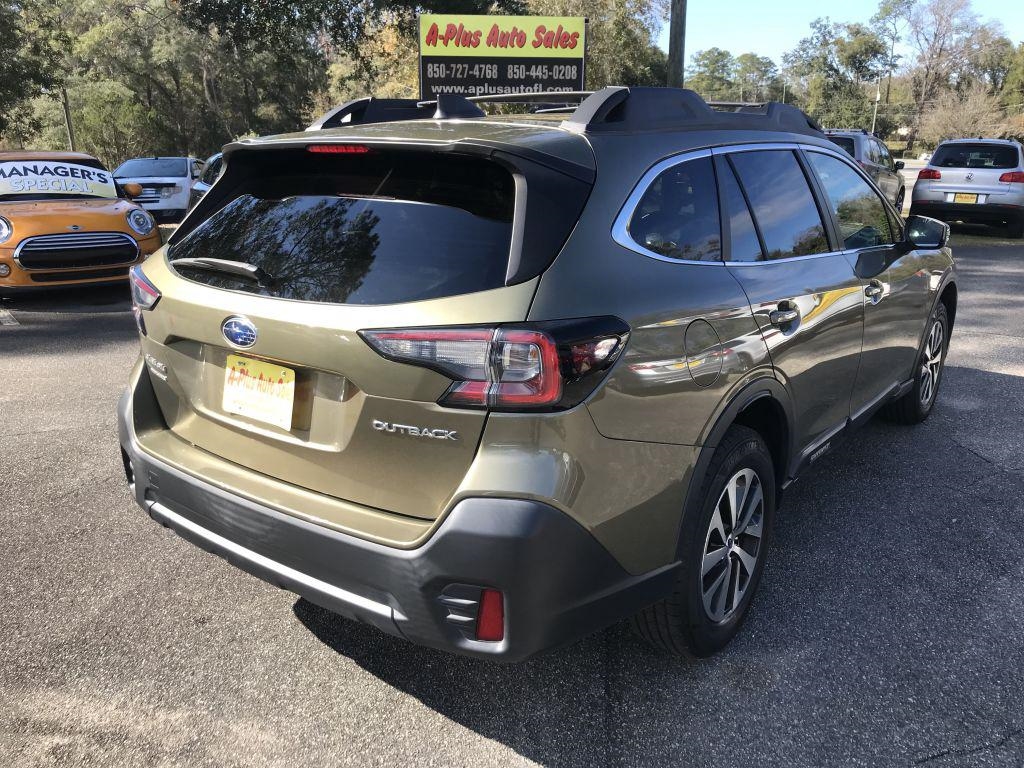 Subaru Outback  2022