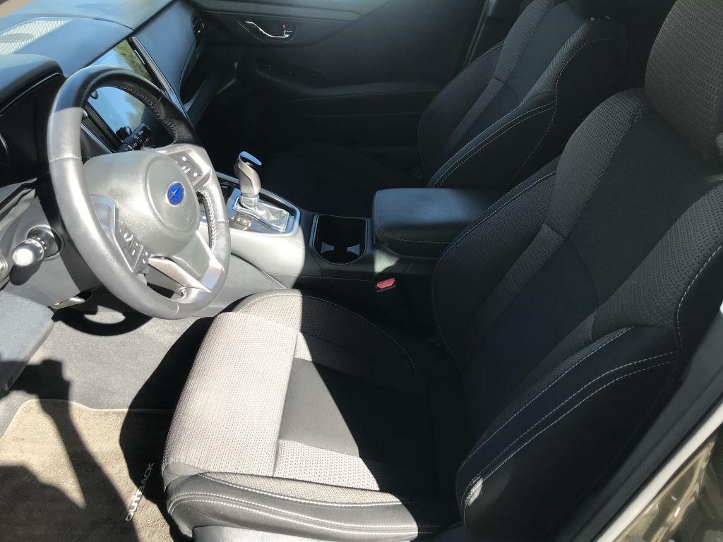 Subaru Outback  2022
