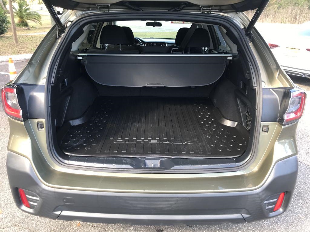 Subaru Outback  2022