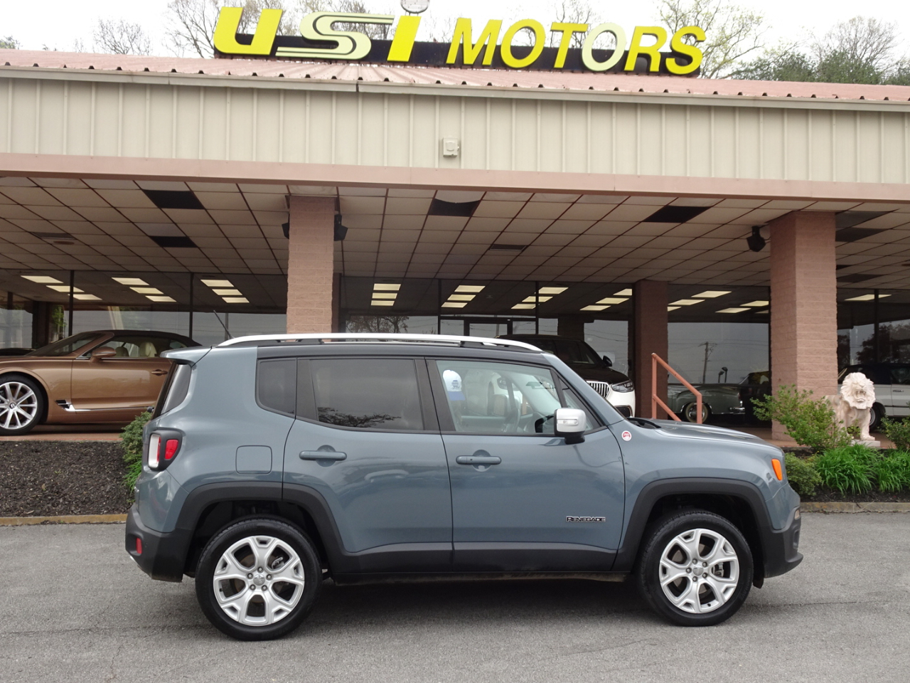 Used 2017 Jeep Renegade Limited 4WD for Sale in Knoxville TN 37919 USI
