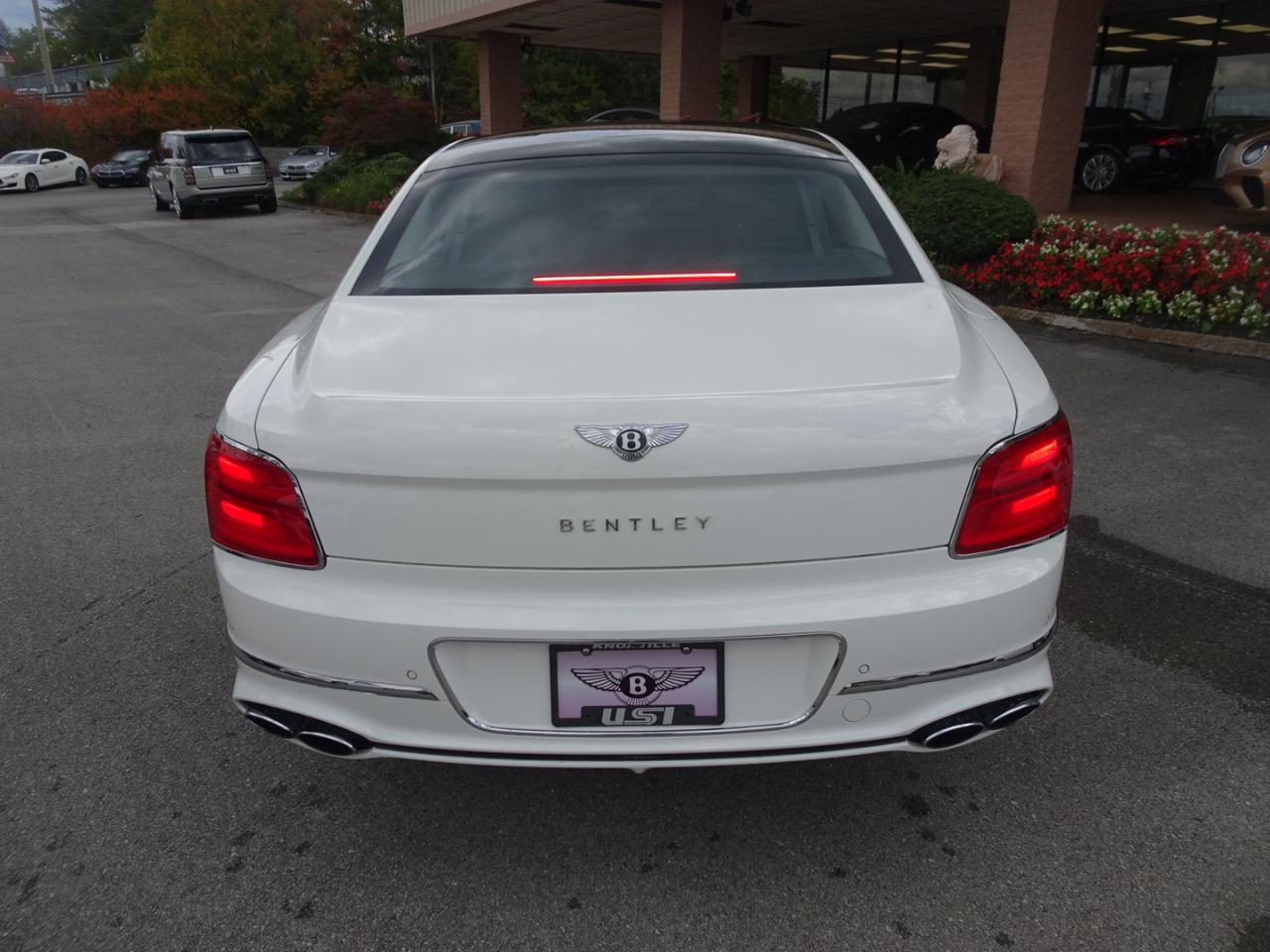 Bentley Flying Spur V8 2021