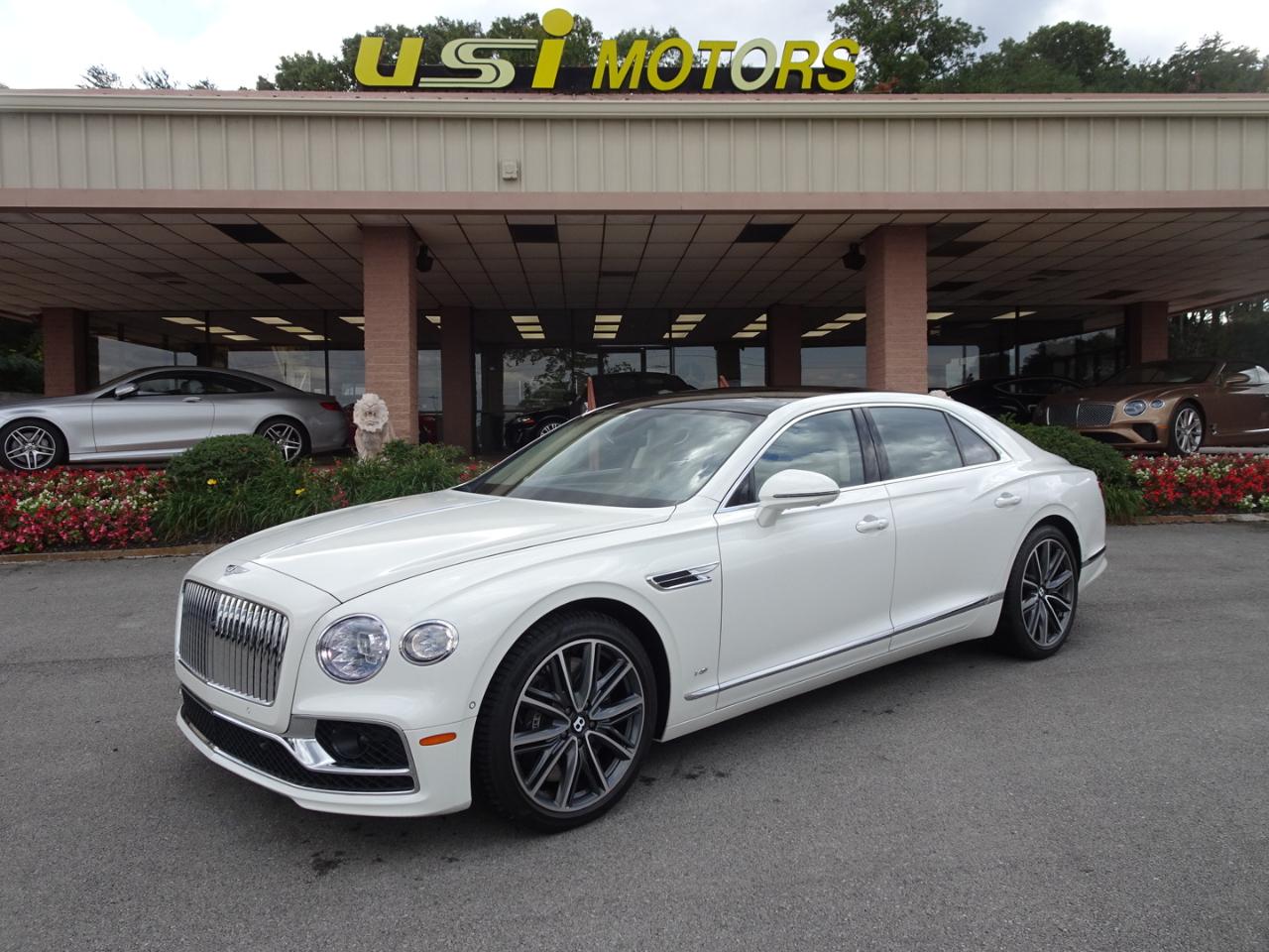 Bentley Flying Spur V8 2021