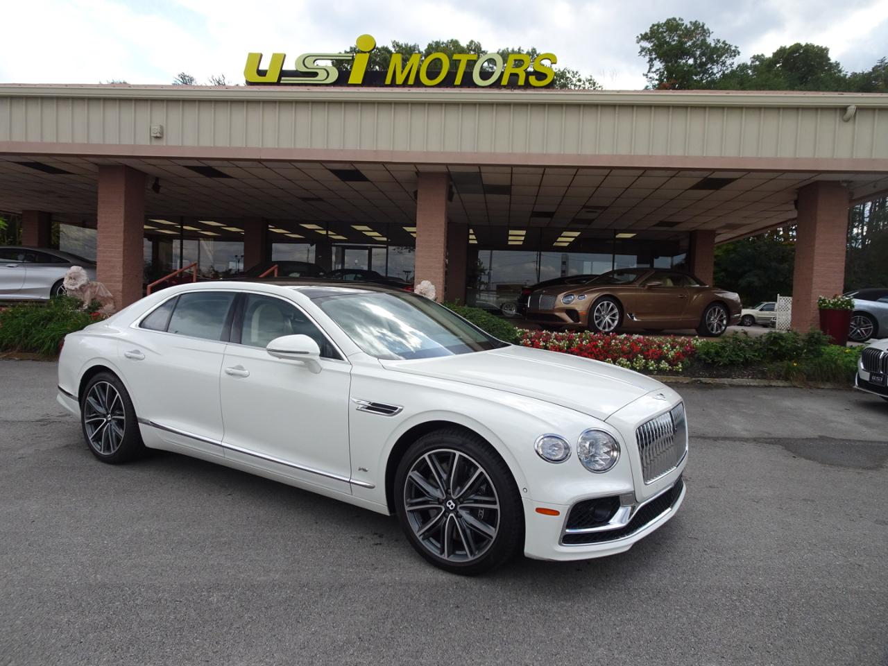 Bentley Flying Spur V8 2021