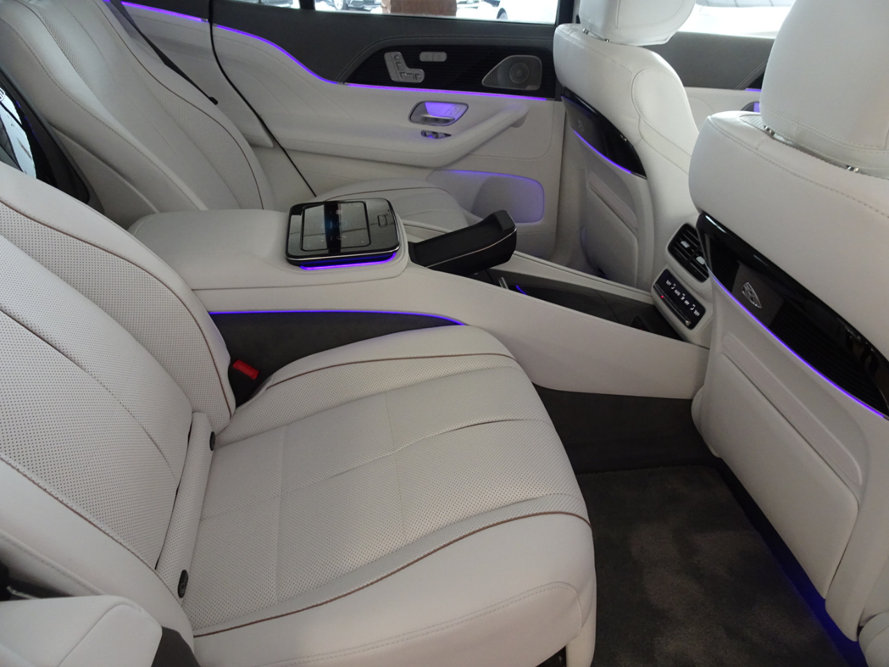 Mercedes-Benz GLS-Class GLS600 4MATIC 2023