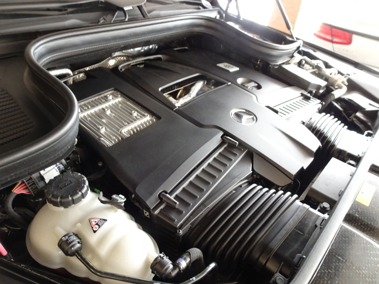 Mercedes-Benz GLS-Class GLS600 4MATIC 2023