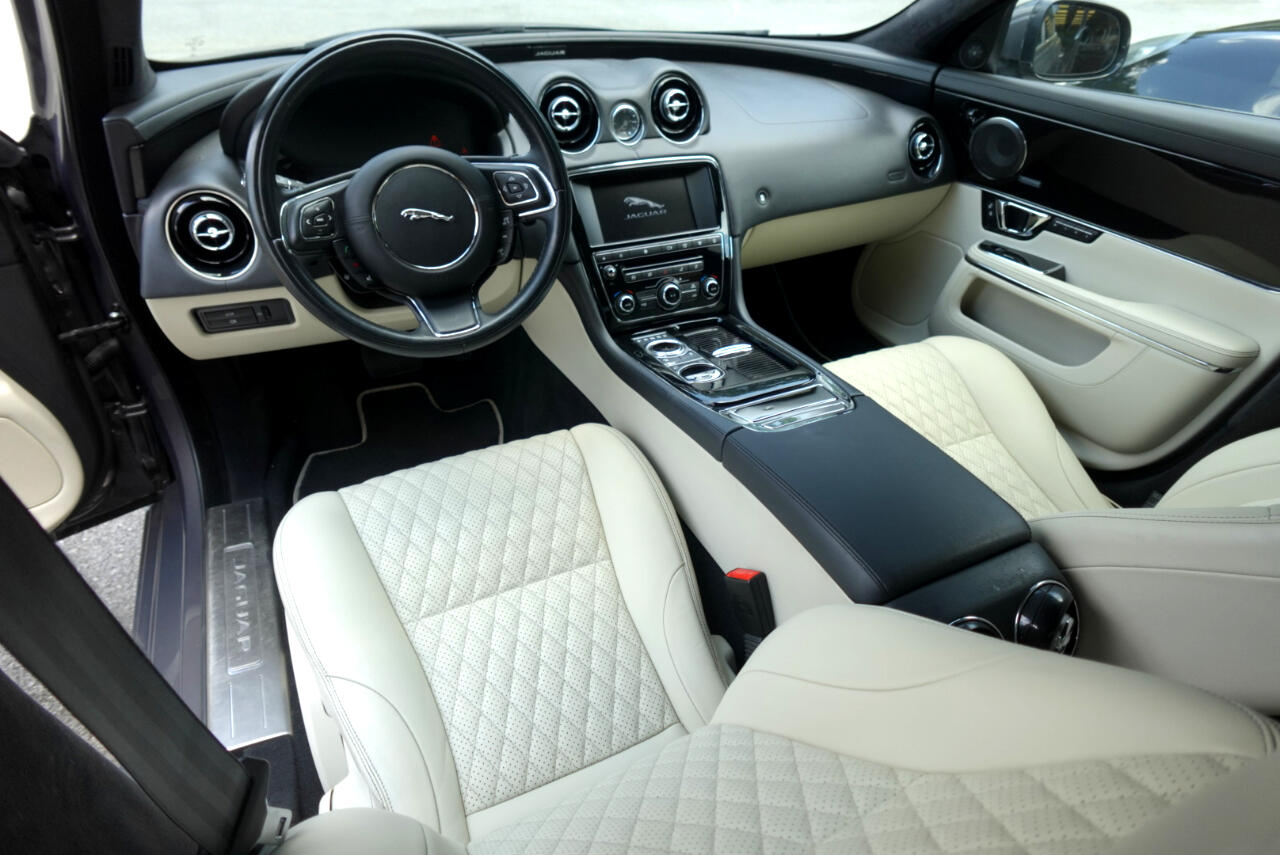 Jaguar XJL  2016 Jaguar XJL  2016