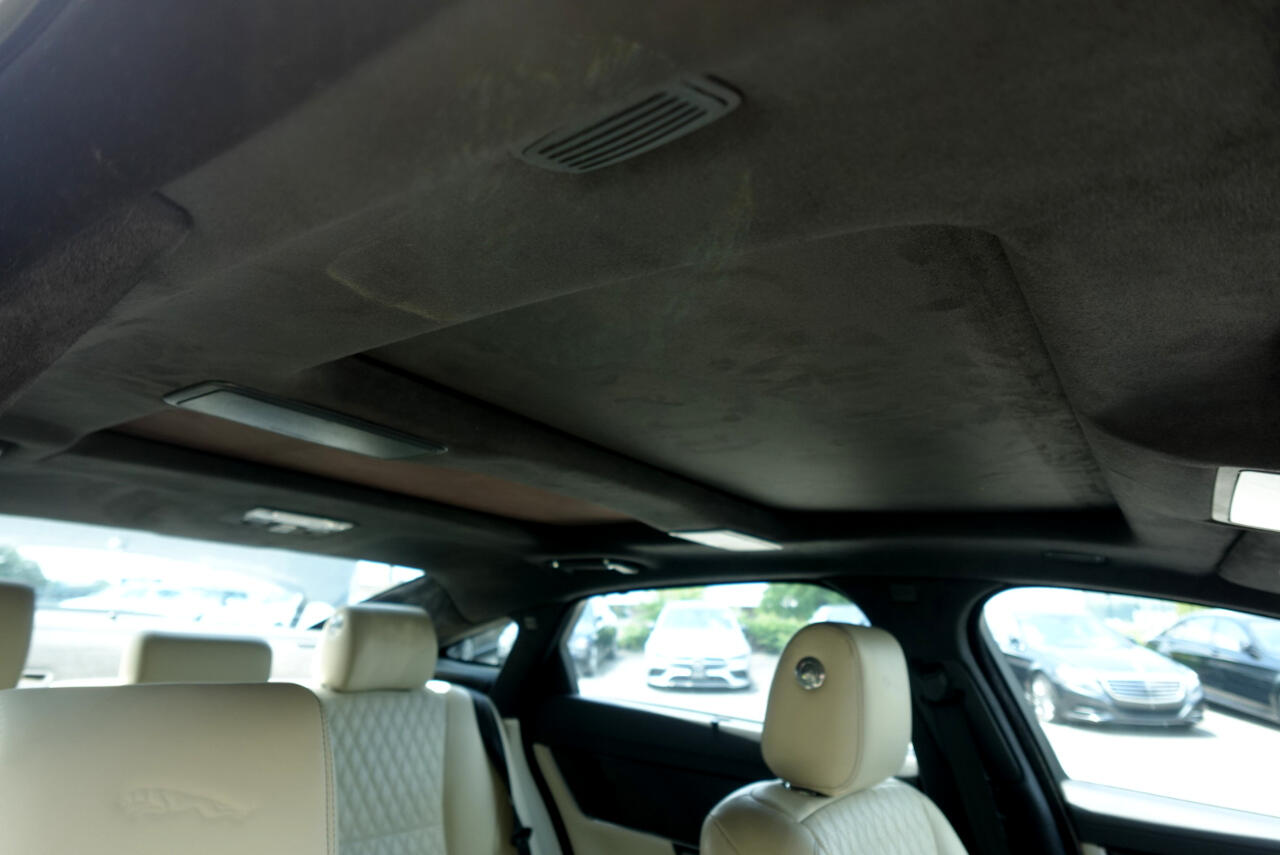 Jaguar XJL  2016 Jaguar XJL  2016