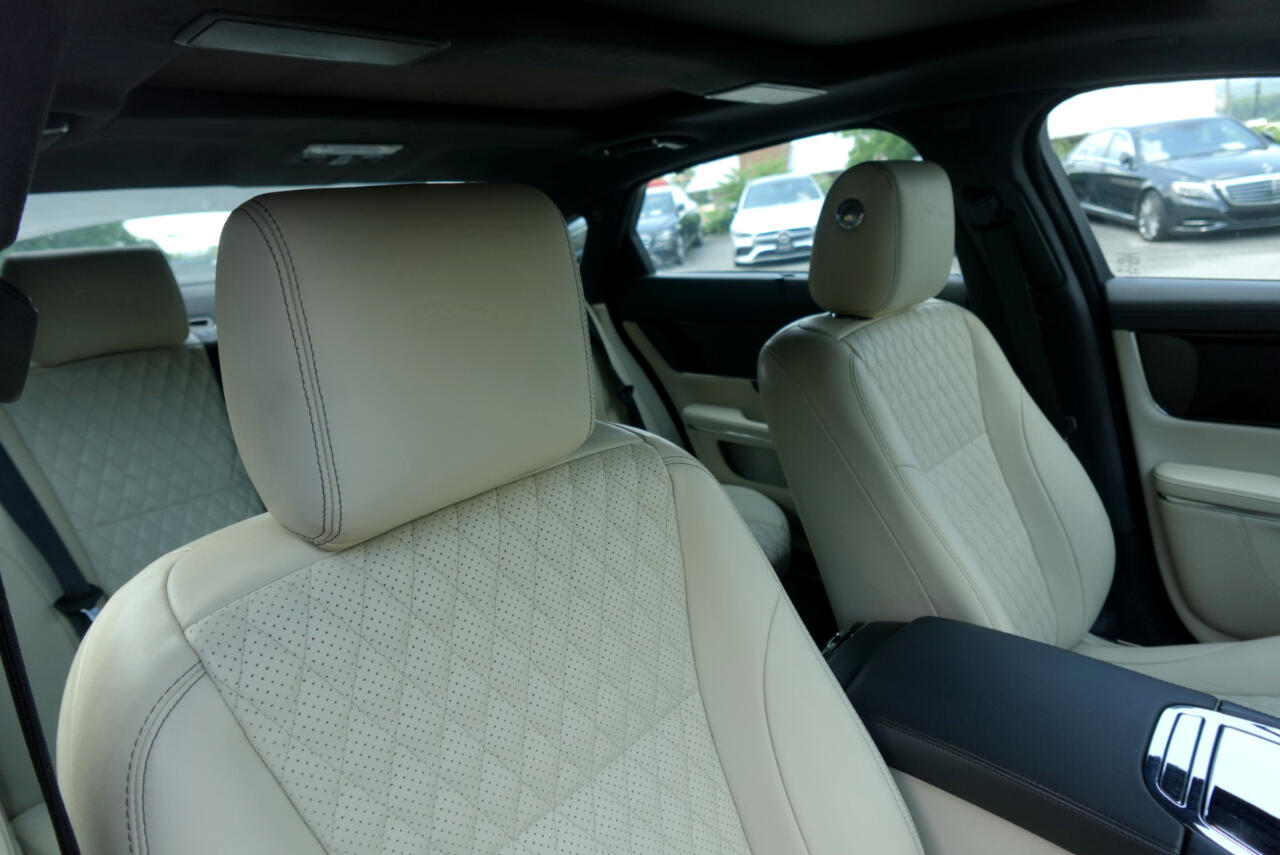 Jaguar XJL  2016 Jaguar XJL  2016