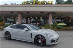 2022 Porsche Panamera 