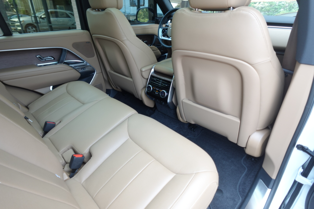 Land Rover New Range Rover SE 2023 Land Rover New Range Rover SE 2023