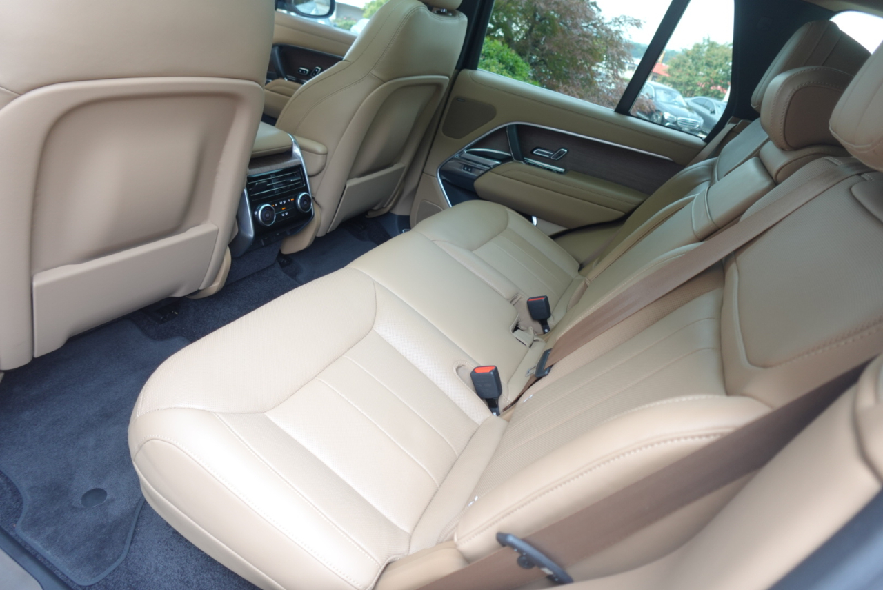 Land Rover New Range Rover SE 2023 Land Rover New Range Rover SE 2023