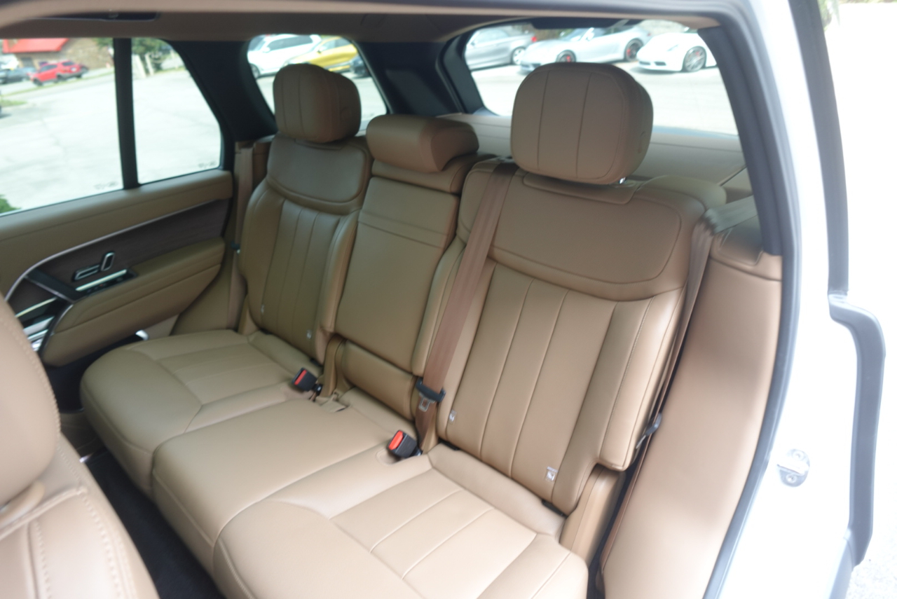 Land Rover New Range Rover SE 2023 Land Rover New Range Rover SE 2023