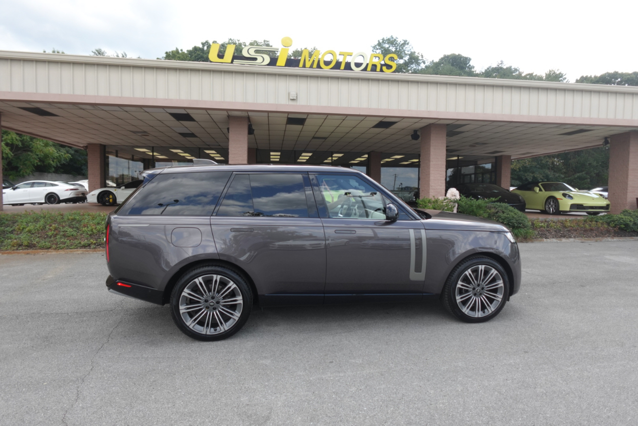 Land Rover New Range Rover SE 2023 Land Rover New Range Rover SE 2023