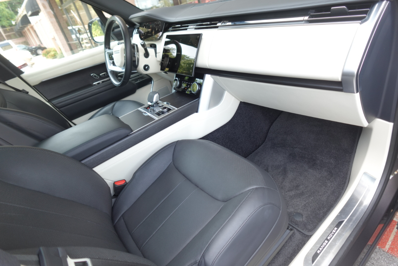 Land Rover New Range Rover SE 2023 Land Rover New Range Rover SE 2023