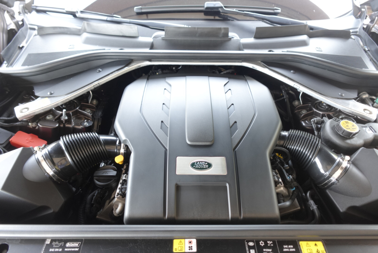 Land Rover New Range Rover SE 2023 Land Rover New Range Rover SE 2023