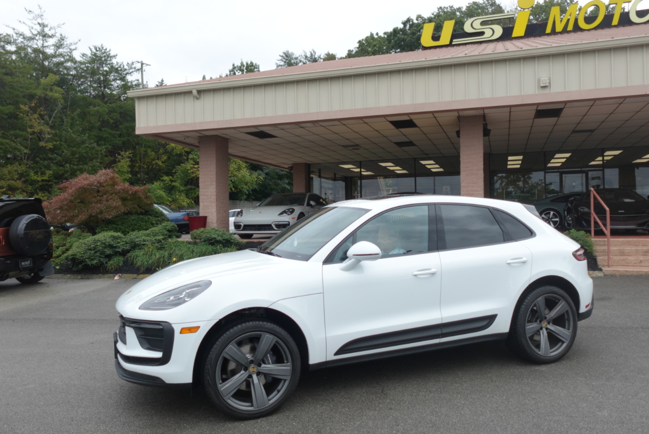 Porsche Macan Base 2024 Porsche Macan Base 2024