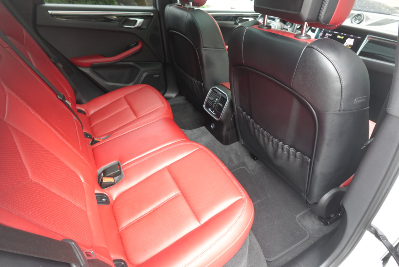 Porsche Macan Base 2024 Porsche Macan Base 2024