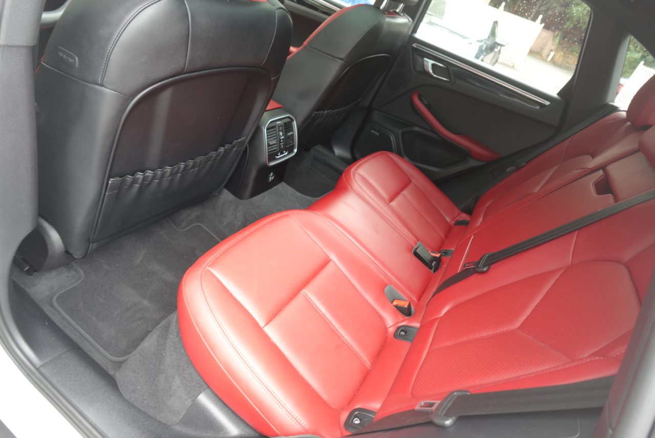 Porsche Macan Base 2024 Porsche Macan Base 2024