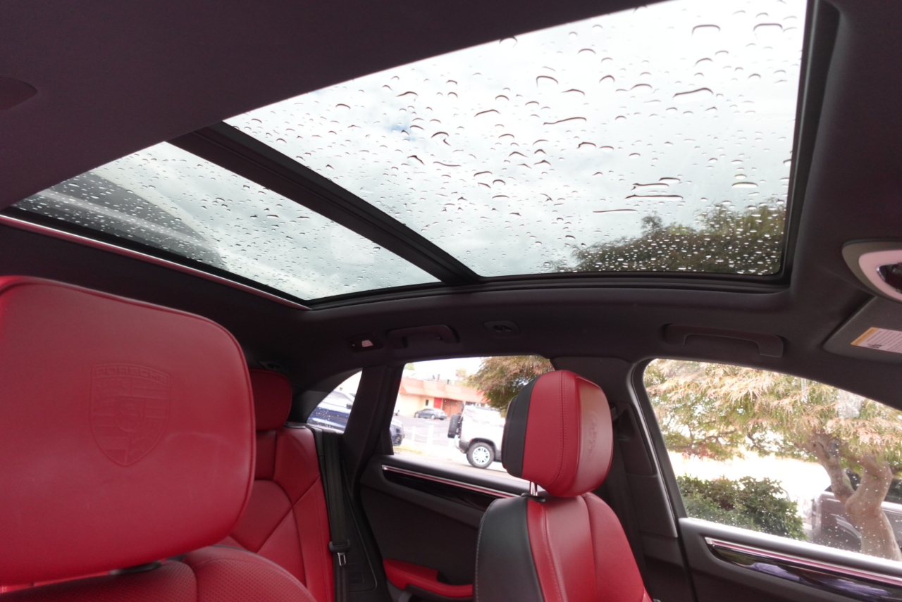 Porsche Macan Base 2024 Porsche Macan Base 2024