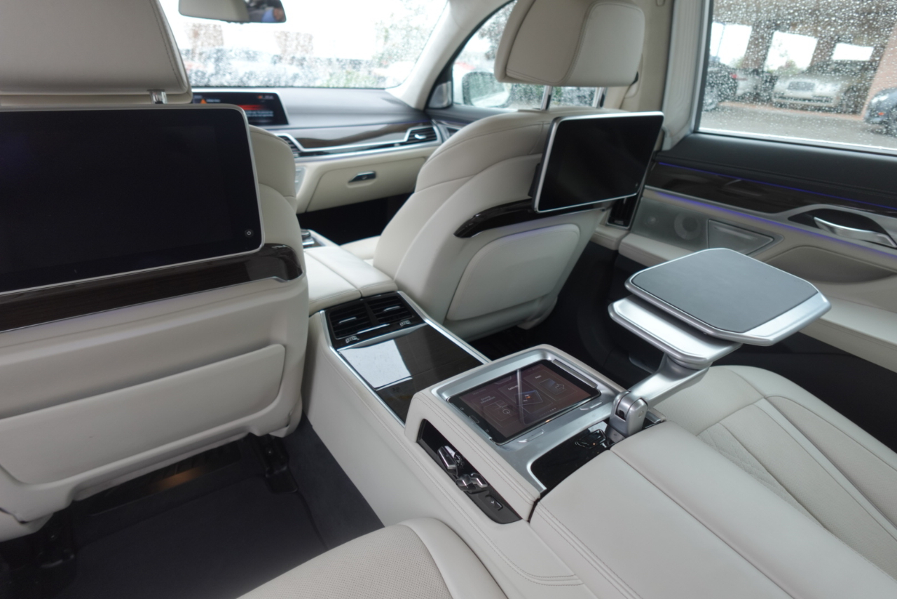 BMW 7-Series 750i 2017 BMW 7-Series 750i 2017