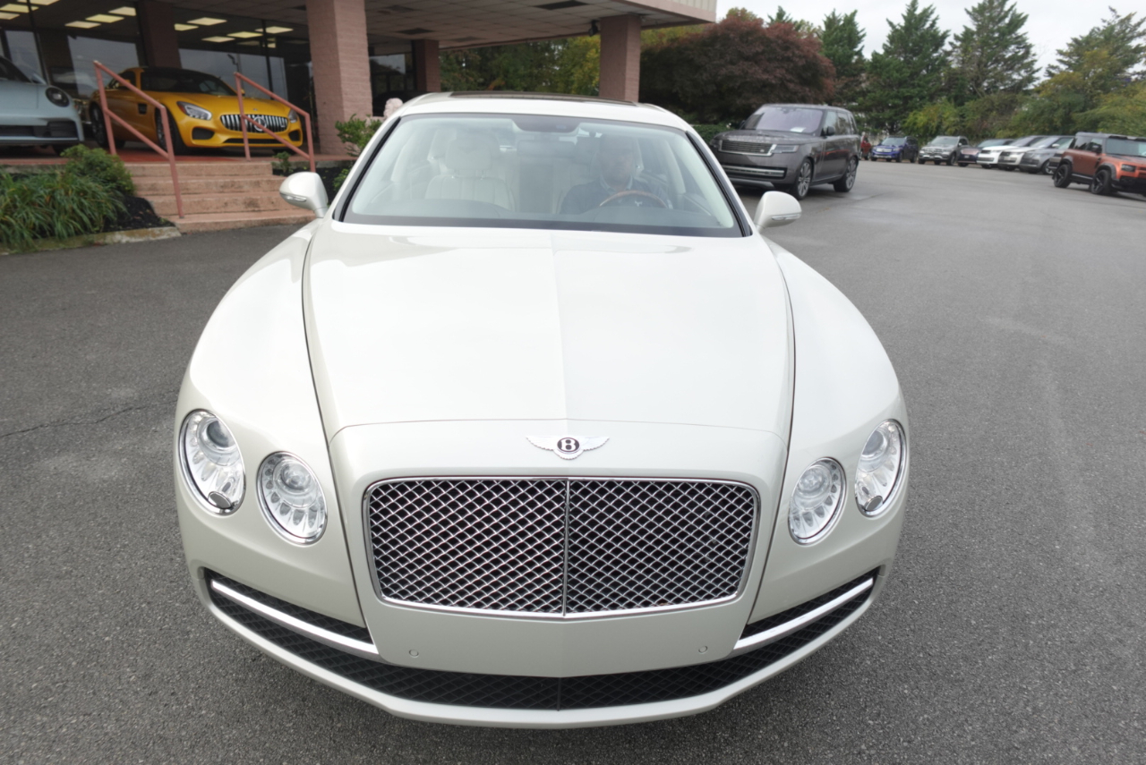 Bentley Continental Flying Spur Sedan 2014 Bentley Continental Flying Spur Sedan 2014