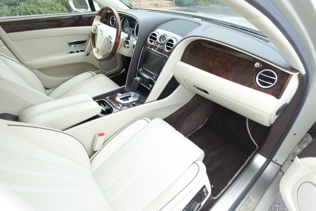 Bentley Continental Flying Spur Sedan 2014 Bentley Continental Flying Spur Sedan 2014