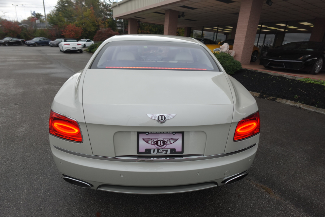 Bentley Continental Flying Spur Sedan 2014 Bentley Continental Flying Spur Sedan 2014