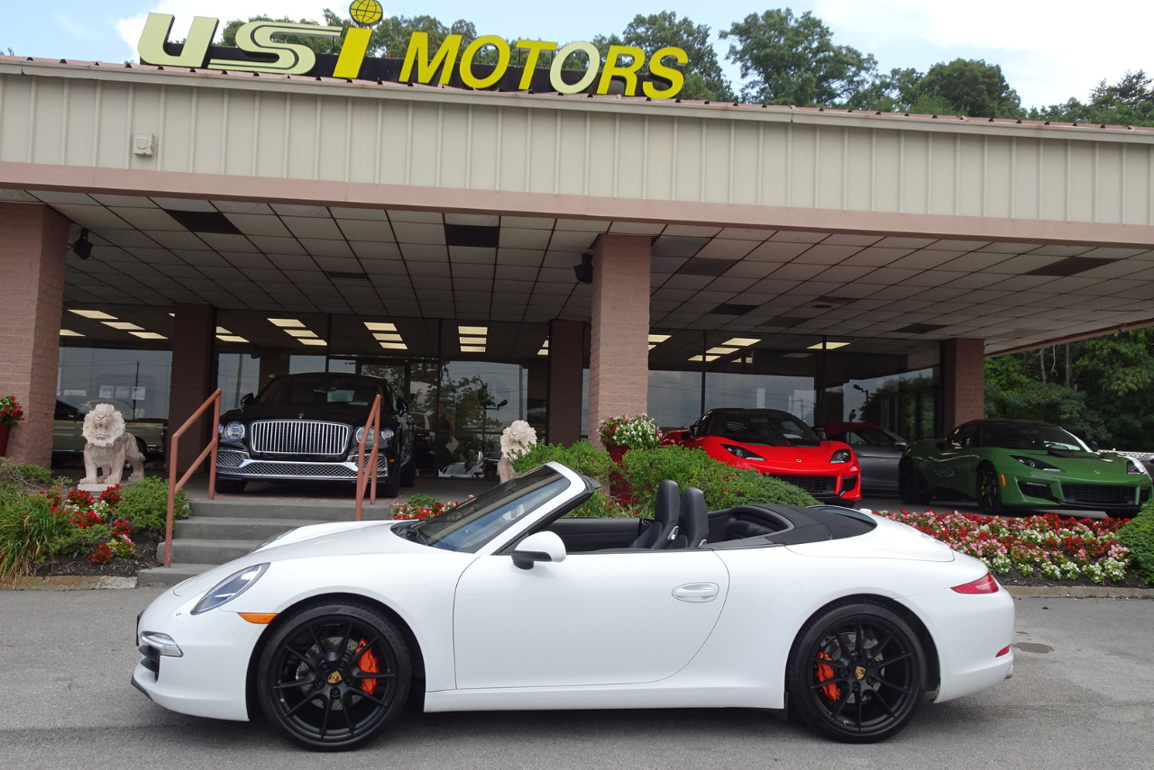 Porsche 911 Carrera Cabriolet 2015