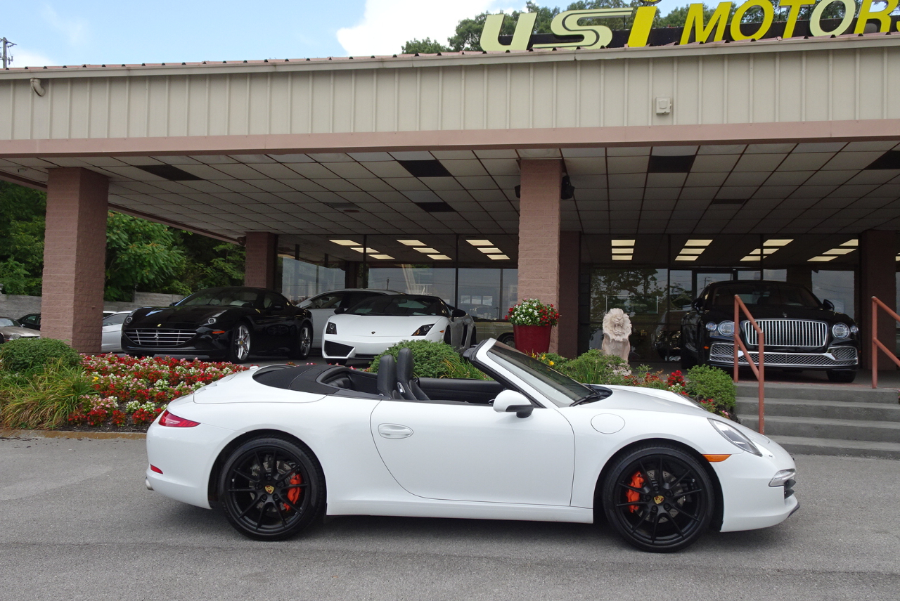 Porsche 911 Carrera Cabriolet 2015