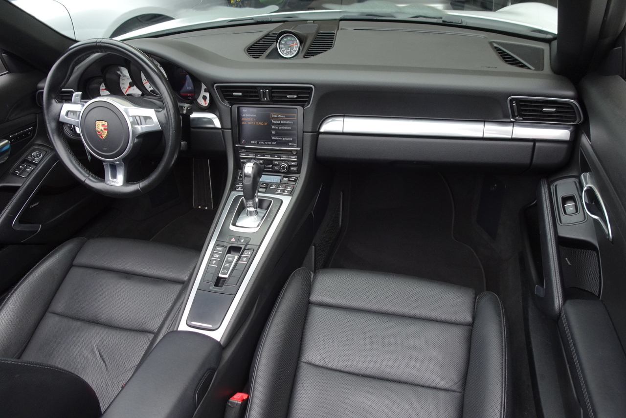 Porsche 911 Carrera Cabriolet 2015