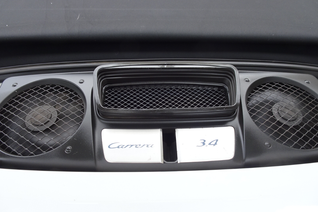 Porsche 911 Carrera Cabriolet 2015