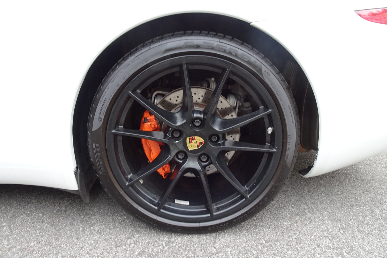 Porsche 911 Carrera Cabriolet 2015