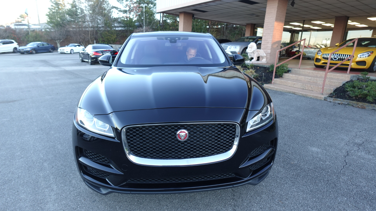 Jaguar F-Pace 25t Premium 2018