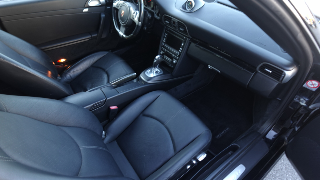 Porsche 911 Carrera 2010