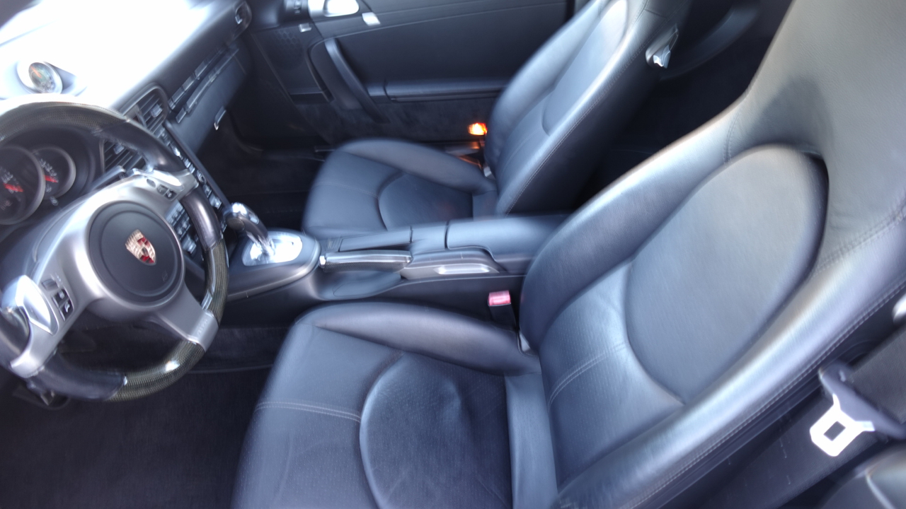 Porsche 911 Carrera 2010